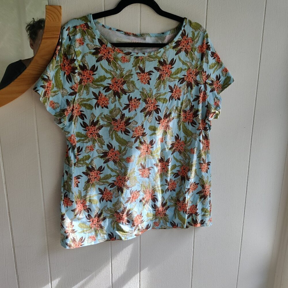 Floral Hawaiian Tee Shirt by Talbots. Ready for BBQ weather, 96% Cotton. XL
